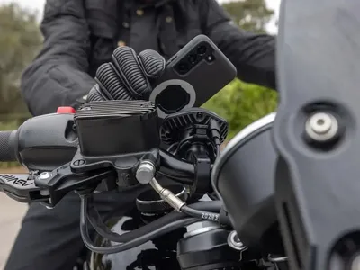 Immagine prodotto di QUAD LOCK Testa di ricarica wireless impermeabile V2