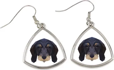 Zdjęcie produktu dla Dachshund (takiel) – kolczyki z motywem przedstawiającym psa rasy dachshund i napisem "Geometrischer Hund" (Geometryczny pies) od firmy Art-Dog
