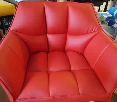 Produktbild von Toms TrendmoebelDesign Barhocker Tresenhocker Camp Metall Gestell Kunstleder rot-perlsilber-XL