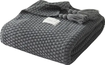 Produktbild von Pletená deka se střapci Měkká teplá pletená deka Cuddly Blanket, 137x170 cm, šedá