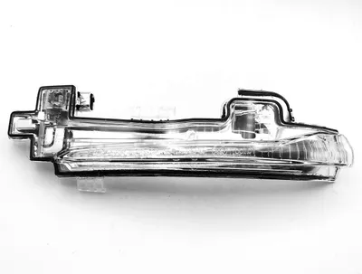Produktbild von Spiegelblinker Blinker Links LED für Außenspiegel passend für S60 S80 V40 60 70