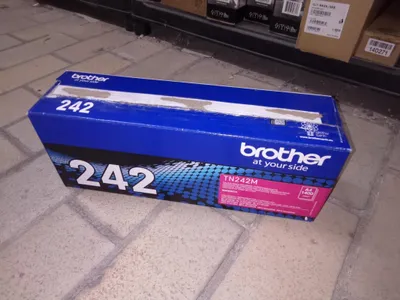 Produktbild von Brother TN-242M, 1400 Seiten, Magenta, 1 Stück(e)