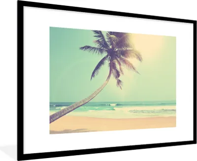Produktbild von MuchoWow® Gerahmtes Poster Retro - Palme - Sonne - Sommer 90x60 cm - Poster mit Schwarzem Bilderrahmen Wandposter Rahmen Foto Bilder - Wanddekoration - Fotos