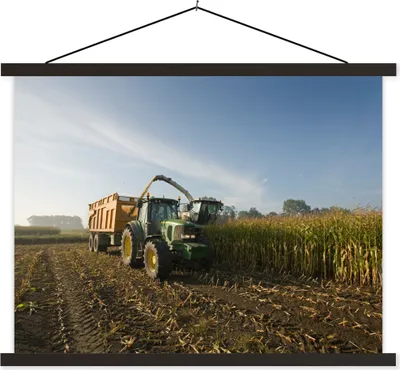 Produktbild von MuchoWow® Textilposter Traktor - Anhänger - Mais - Grün - Landleben 60x45 cm mit schwarzem Rahmen - Poster Schlafzimmer
