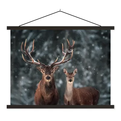 Produktbild von MuchoWow® Textilposter Hirsche - Tiere - Winter - Geweih - Schnee - Natur 60x45 cm mit schwarzem Rahmen - Poster Schlafzimmer