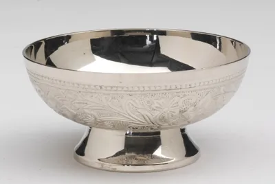 Produktbild von Räucherschale, Weihrauchschale "Blume" (Außenseite) Messing vernickelt Silber Ø 13 cm für Räucherkohle