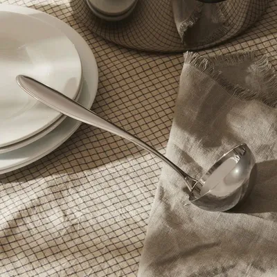 Produktbild von Mami Schöpfkelle aus Edelstahl in Silber, 10 x 29.5 x 21 cm