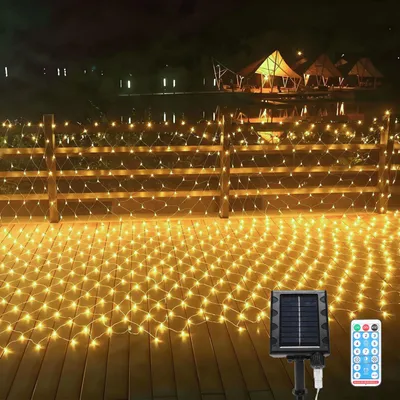 Produktbild von Eikuavons LED Solar Lichternetz 2x2M Warmweiß Lichterkette Weihnachtsbeleuchtung Lichtervorhang Party Deko 8 Lichtmodi 240 LEDs