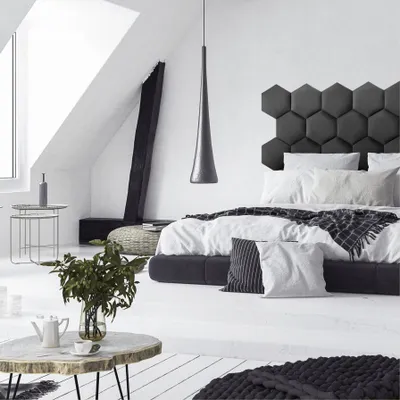 Produktbild von Wandkissen Riviera Hexagon schwarz Samt-Optik 29 x 34 cm