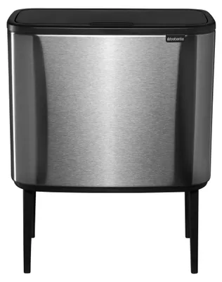 A studio shot of a Brabantia Mülleimer Bo Touch Bin.