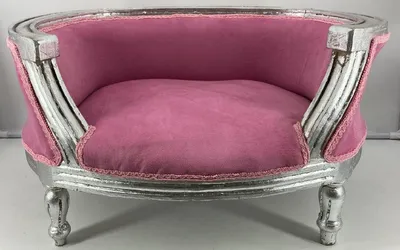 Produktbild von Casa Padrino Barock Hundebett Rosa / Silber - Barock Hundemöbel - Barock Tiermöbel - Prunkvolle Tiermöbel im Barockstil
