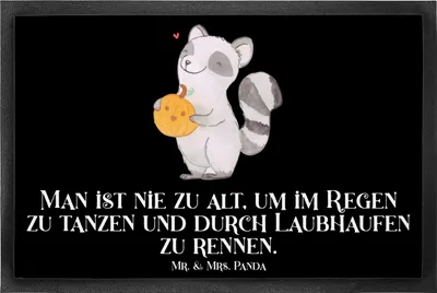 Produktbild von Mr. & Mrs. Panda Schmutzmatte Waschbär Kürbis 60 x 90 cm - Schwarz - Geschenk, Halloween, fußmatte, Dekoration, Schmutzfangmatte, Sauberlaufmatte, Trick Or Treat, Deko