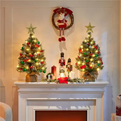 Produktbild von Yaheetech 2er Set 61 cm Künstlicher Weihnachtsbaum mit Schnee, 35 LED & 6 Beeren & 6 Tannenzapfen, kleiner Tannenbaum für Weihnachtsdeko