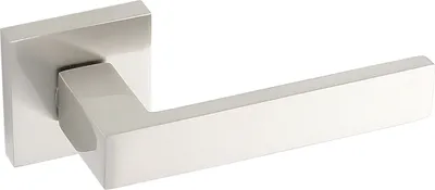 Zdjęcie produktu dla Klamka QUBIK na rozecie, satyna, do drzwi wewnętrznych 38-45mm, aluminium, 120mm, zestaw montażowy w komplecie.