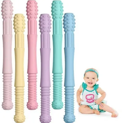 Obrázek produktu pro Pomůcky pro kojence při prořezávání zubů – silikonové žvýkací tyčinky – 6 kusů – medvídci – náplasti na prořezávající se zuby – úleva od bolesti – 17 x 2 x 2 cm – čištění zubů u kojenců – medvídci pro kojence