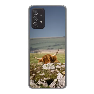 Produktbild von MuchoWow® Handyhülle Schutzhülle Hülle für Samsung galaxy a73 Schottische Highlander - Steine - Gras Silikon Softcase Handy Hülle - Handyhülle
