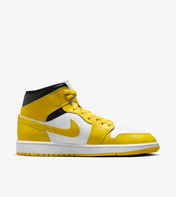 Productafbeelding van Nike Air Jordan 1 Mid Sneakers:Maat 38.5