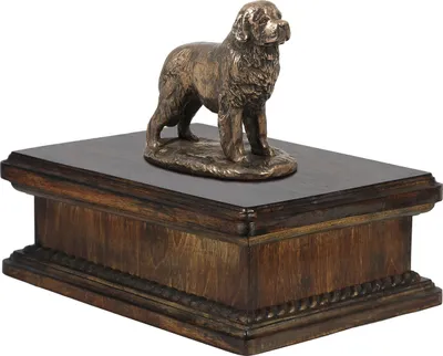 Image de Rottweiler I - urne avec un chien pour les cendres, urne classique avec une statuette, urne élégante avec un chien de la marque Art-Dog