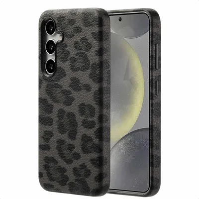 Produktbild von Selencia Sabi Backcover Leopardenmuster mit MagSafe Samsung Galaxy S24 - Midnight Black