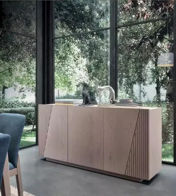 Obrázok produktu pre Príborník 3 dvierka hnedý  štýl obývačky moderný luxus