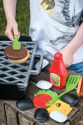 Produktbild von Dantoy BBQ Deluxe -79 Teile Grillset 7000