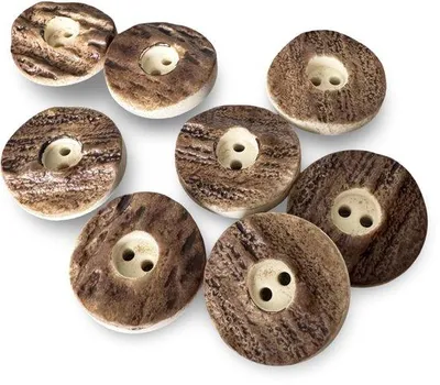 Immagine prodotto di Bottoni in plastica marroni con motivo cervo, 20 mm, 2 fori