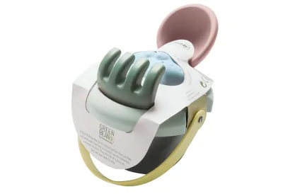 Produktbild von Dantoy Green Bean Sandspielzeug-Eimer-Set, mehrfarbig, 5-teilig, aus recyceltem Kunststoff, für Sandkasten & Strand, Nordic Swan-Label, Verpackungsmaße 15x19x15 cm, hergestellt in Dänemark, limitierte Auflage