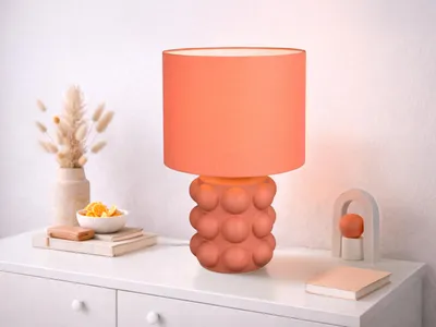 Produktbild von Große Retro LED Tischlampe mit Lampenfuß Keramik & Stoffschirm Orange, Höhe 47cm