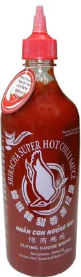 Produktbild von FLYING GOOSE Sriracha sehr scharfe Chilisauce SUPERSCHARF (730ml)