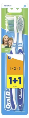 Obrázok produktu pre zubná kefka 1-2-3 Classic Fresh Medium 1 - Oral-B