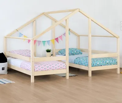 Produktbild von Wooden House Bed for Two Children VILLY - Transparent oil - 90 x 200 cm