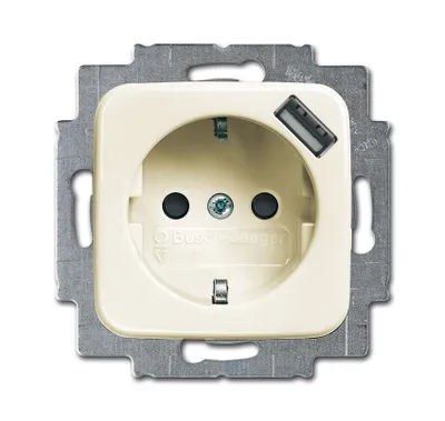 Produktbild von Busch-Jaeger 20 EUCBUSB-212, CEE 7/3 + USB, 2P+E, USB 2.0, Elfenbein, IP20, 250 V