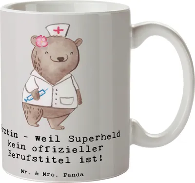 Produktbild von Mr. & Mrs. Panda Kaffeetasse Ärztin Superheld - Grau Pastell - Geschenk, Geschenke für Berufstätige, Berufsgestaltung, Dankbarkeit, Gesundheit, Berufsalltag, Teetasse