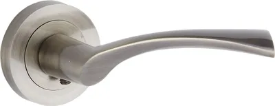 Imagen del producto de Noa Patina: Tirador clásico para interiores, con roseta redonda