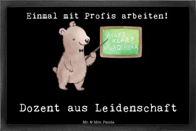 Produktbild von Mr. & Mrs. Panda fußmatte Dozent Leidenschaft 40 x 60 cm - Schwarz - Geschenk, Uni, Schmutzfangmatte, Universität, Bodenvorleger, Türmatte, bodenmatte, flurmatte, Lustig