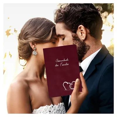 Produktbild von Stammbuch MAGRIT - bordeaux, Velours, Silberprägung, A5-Format