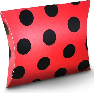 Obrázok produktu pre Darčeková krabička ladybird červeno-čierna - jedna veľkosť pre všetkých