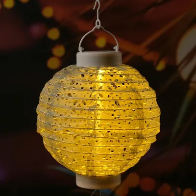 Produktbild von LED Solar Lampion - mit Muster - warmweiße LED - H: 23cm - D: 20cm - Lichtsensor - grün