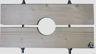 Produktbild von Holzzange die Große für DN 115 Brunnenrohr AD=125mm