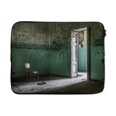 Produktbild von MuchoWow® Laptop Hülle 17 Zoll Laptoptasche Stuhl - Stein - Tür - Architektur - Zipper - Schutzabdeckung