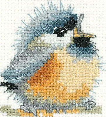 Produktbild von Kreuzstich-Set "Chirpy" aus der Heritage Aida-Serie, Artikelnummer SHCH1551-A, Größe 5,5 x 6,5 cm