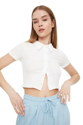Immagine prodotto di Trendyol, camicia a tubino in maglia bianca con colletto polo, taglia S (EU)