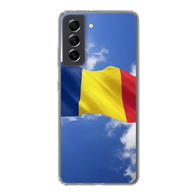 Produktbild von MuchoWow® Handyhülle Schutzhülle Hülle für Samsung Galaxy S21 FE Rumäniens Flagge weht am Himmel Silikon Softcase Handy Hülle - Mobiltelefonhülle