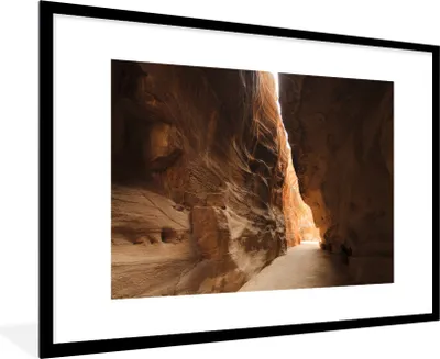 Produktbild von MuchoWow® Gerahmtes Poster Historische Stätte Petra Jordanien 90x60 cm - Poster mit Schwarzem Bilderrahmen Wandposter Rahmen Foto Bilder - Wanddekoration - Fotos