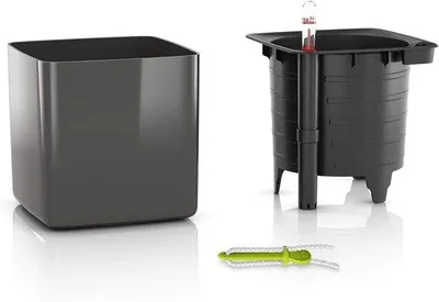 Produktbild von Famanu Pflanztopf mit Bewässerungssystem - Antrazit Hochglanz 14 cm