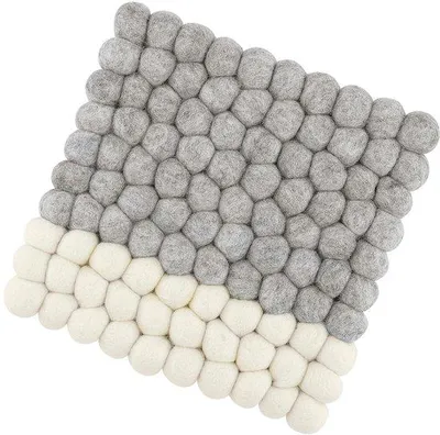 Produktbild von Famanu Filzuntersetzer hitzebeständig - 1 Stück - 100% Schafwolle - 21 x 21 cm