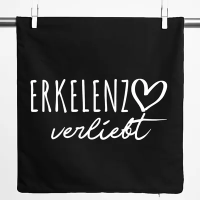 Produktbild von Huuraa Kissenbezug Erkelenz verliebt 40x40cm Black Baumwolle Dekokissenbezug Geschenkidee