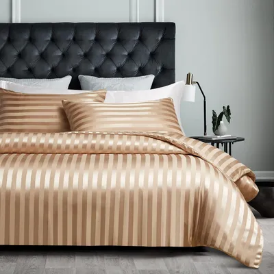 Produktbild von Bettwäsche-Set 200x220cm Beige Satin 3-teilig mit 2 Kissenbezügen 80x80cm