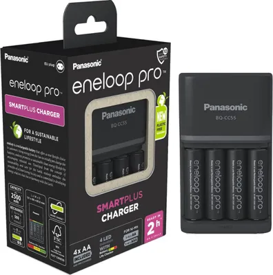 Productafbeelding van eneloop pro BQ-CC55 slimme en snellader met overlaadbeveiliging, inclusief 4x AA oplaadbare batterijen
