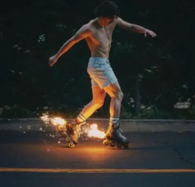 Produktbild von Boone, B: Fireworks&Rollerblades